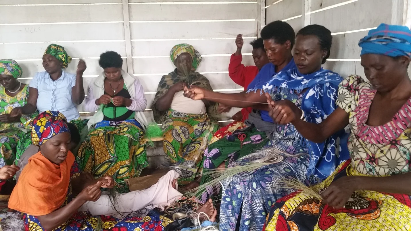 Basket weavers at the Kayonza cooperative