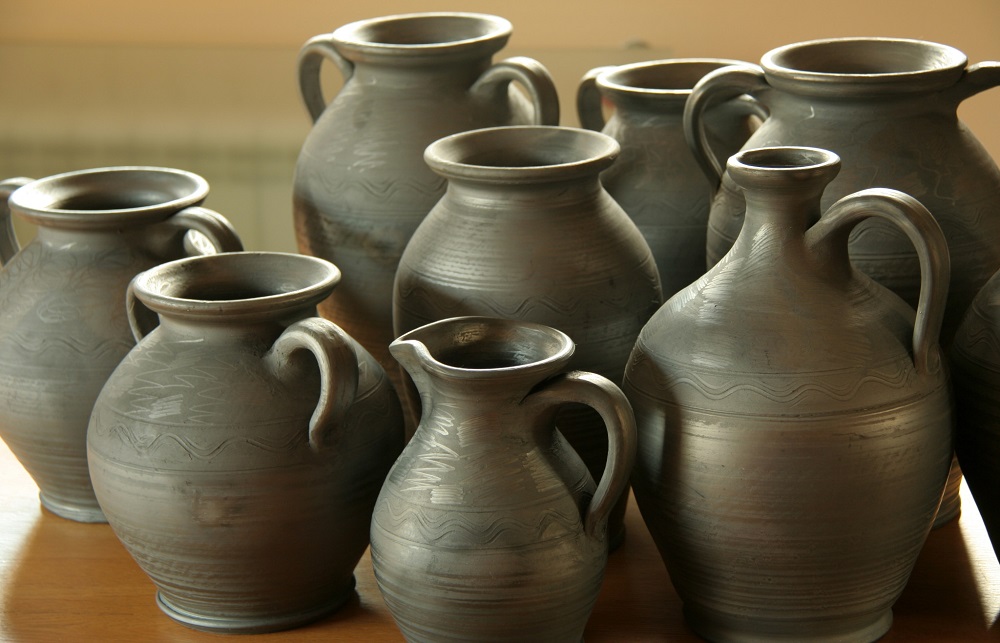 Grey_pottery_polish_handicraft_shapes2jpg_1.jpg