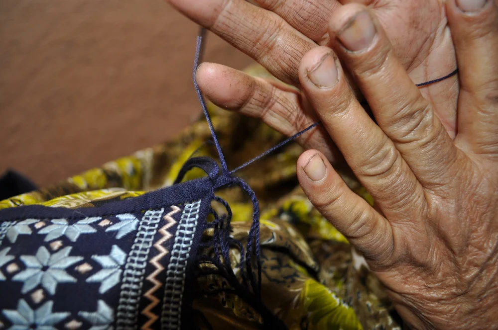 Weaving Micro and Small Enterprises Into Global Value Chains: The Case of Guatemalan Textile Handicrafts