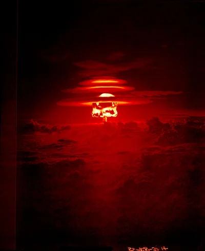 100 YANKEE 13.5 megatons Bikini Atoll 1954