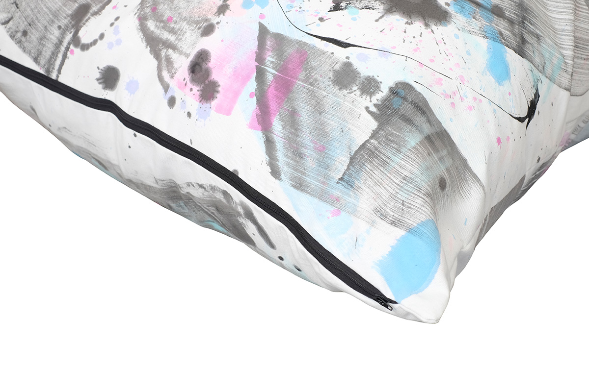 Dana-Mooney-Vancouver-Artist-Large-Dog-Bed-Black-Pink-Teal-zipper.jpg