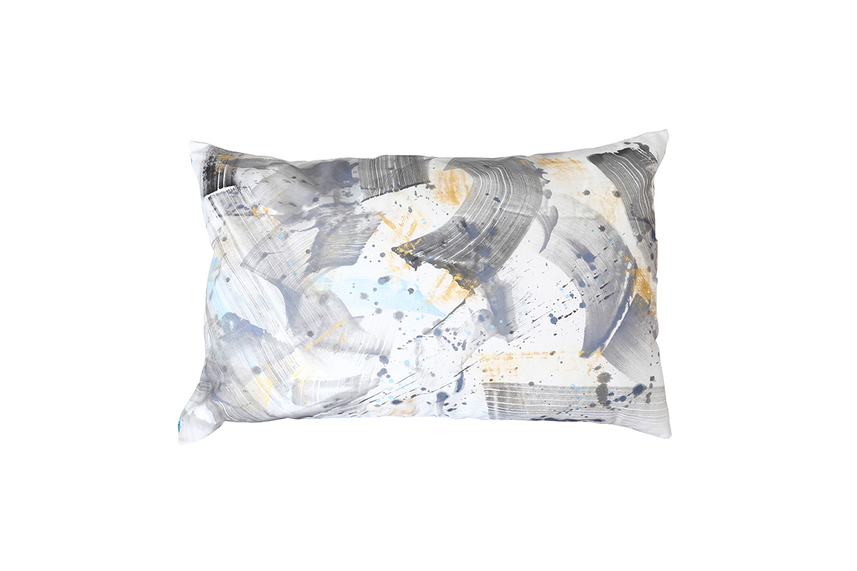 Dana-Mooney-Vancouver-Artist-Medium-Dogbed-Paint-Splatter-Blue-Gold-back.jpg