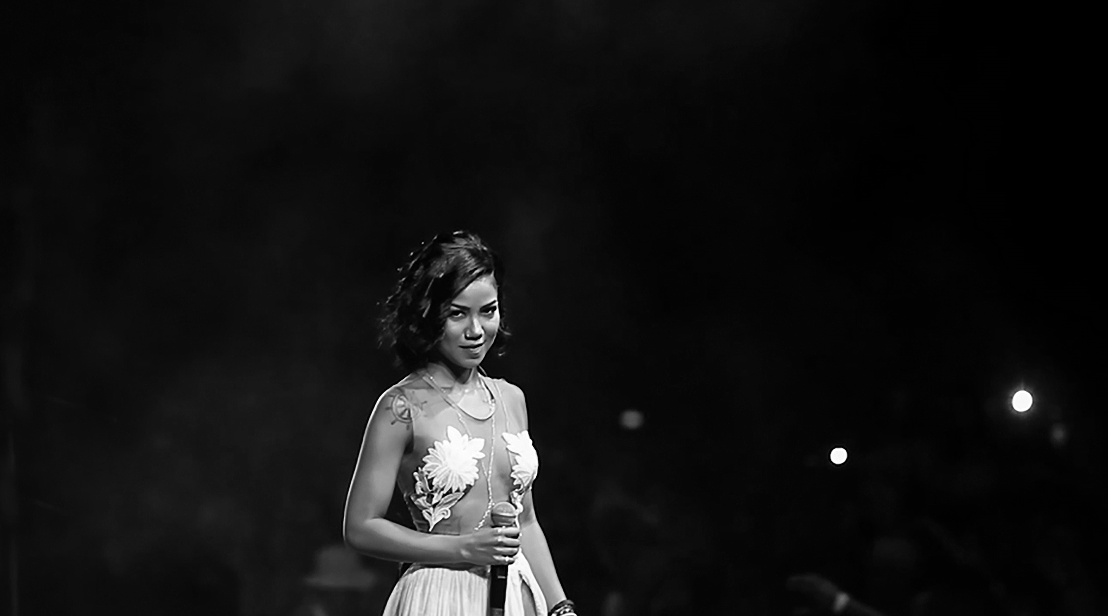jhene.jpg