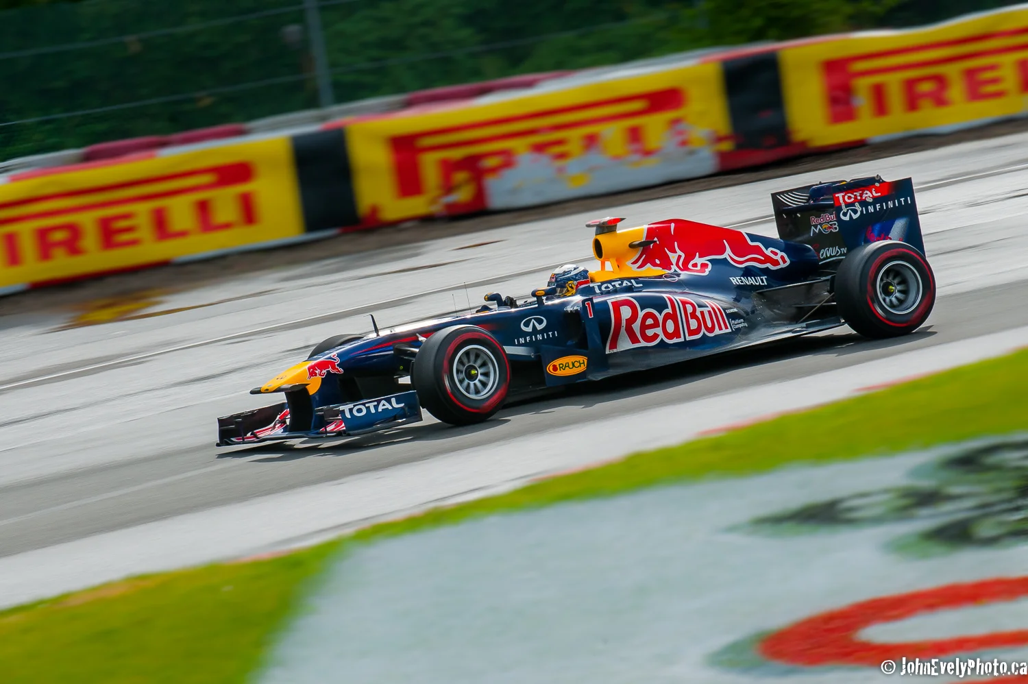 Sebastien Vettel enters turn one in Montreal.