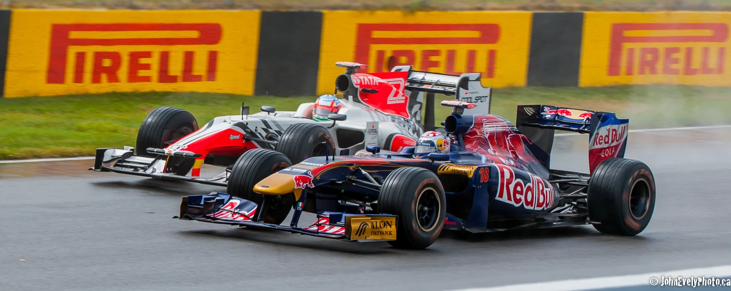 Toro Rosso over take Marussia at 320 kmph in the rain.