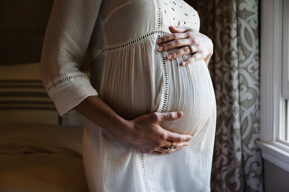 KellySwedaPhotography.Doscher_maternity_web-2831.jpg
