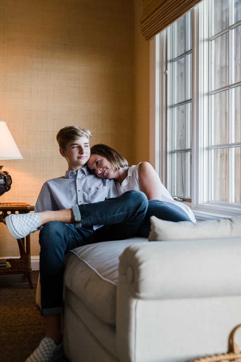 KellySwedaPhotography.Pfau_web-8402.jpg