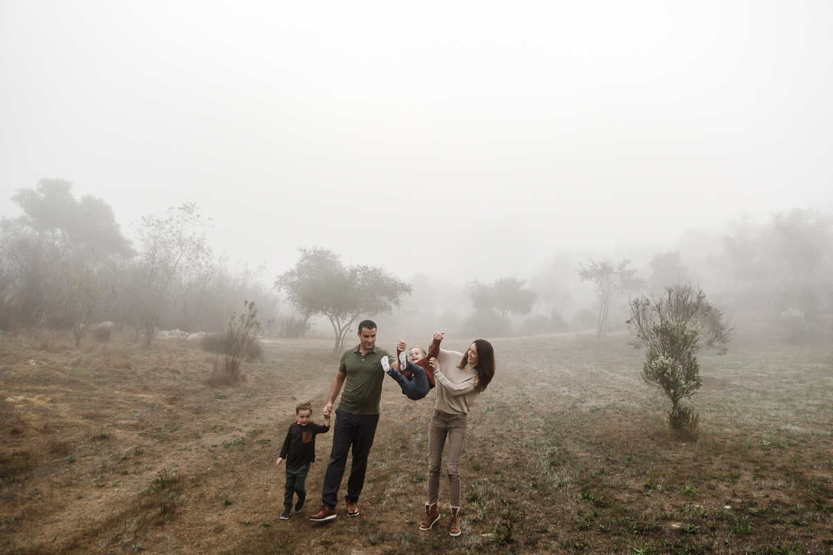 KellySwedaPhotography.Gray_family_2018_web-6.jpg