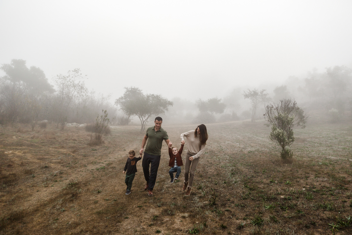 KellySwedaPhotography.Gray_family_2018_web-5.jpg