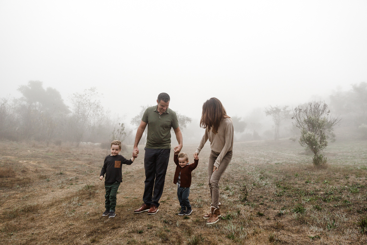 KellySwedaPhotography.Gray_family_2018_web-7.jpg