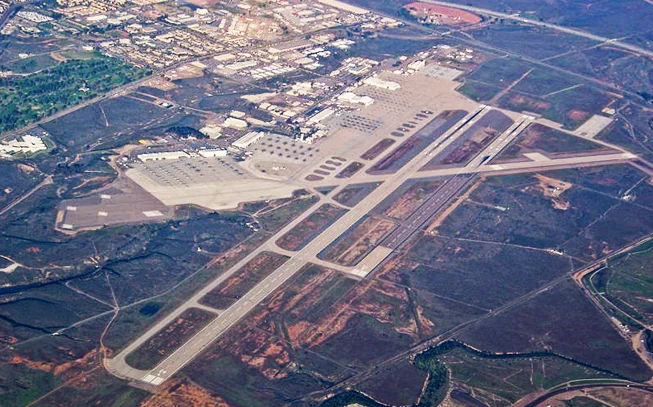 PHOTO CREDIT: The above image of Miramar Air Station is from here .