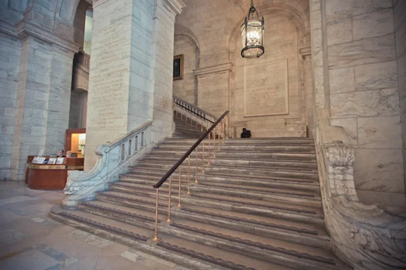 Image of the New York Public Library by Sarah Le for LocationsHub - all rights reserved.