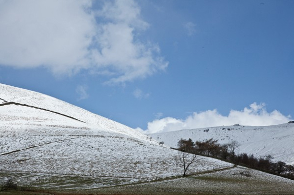 Peak District National Park photo is from here .