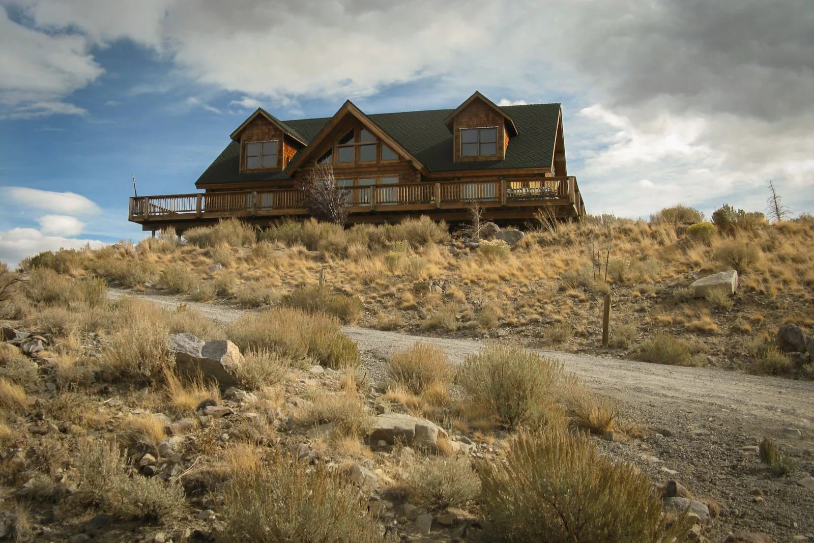 Eagles Nest — LocationsHub