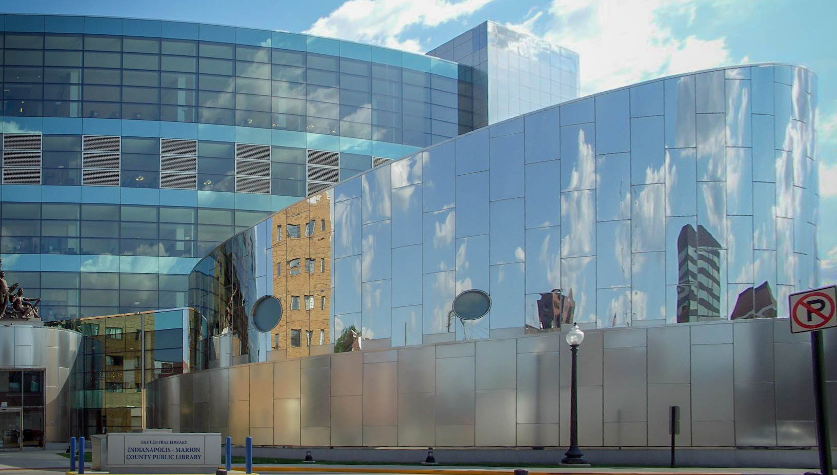 The Central Library - image via LocationsHub.com .