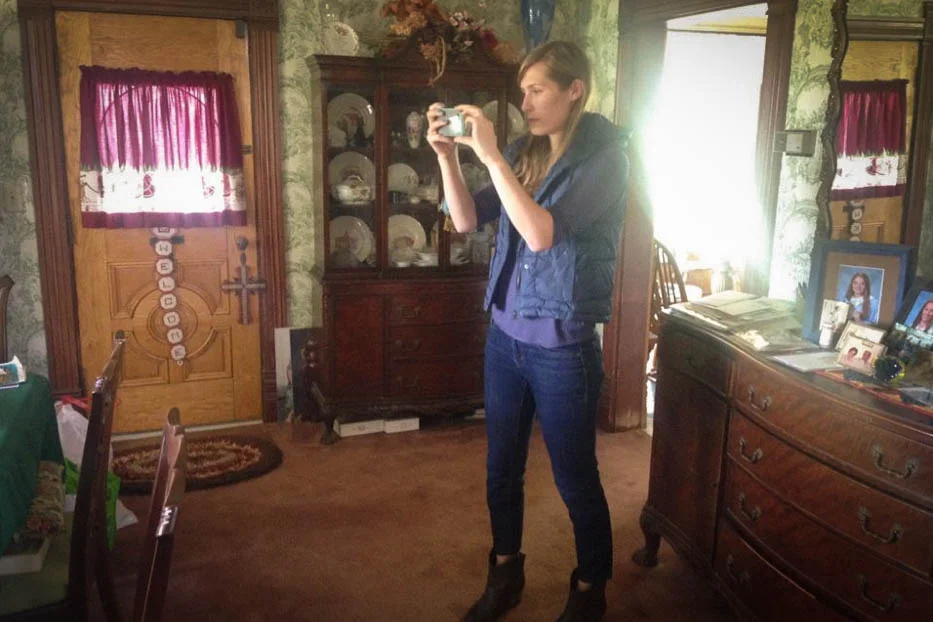 Director Maura Anderson location scouting in a house in Guthrie, Oklahoma. Image via Heartland's Facebook.