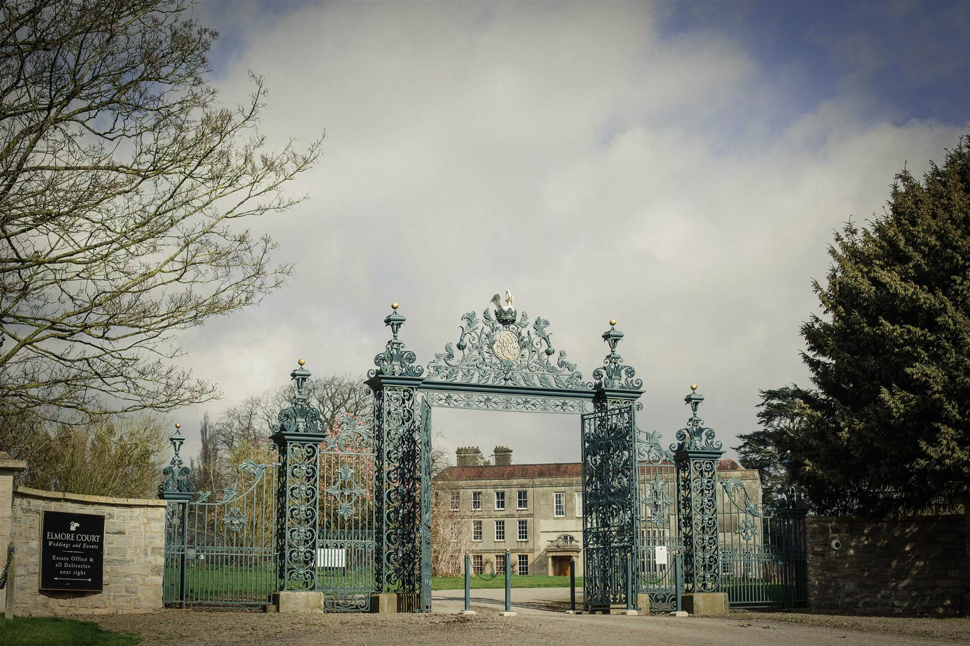 Elmore Court — LocationsHub