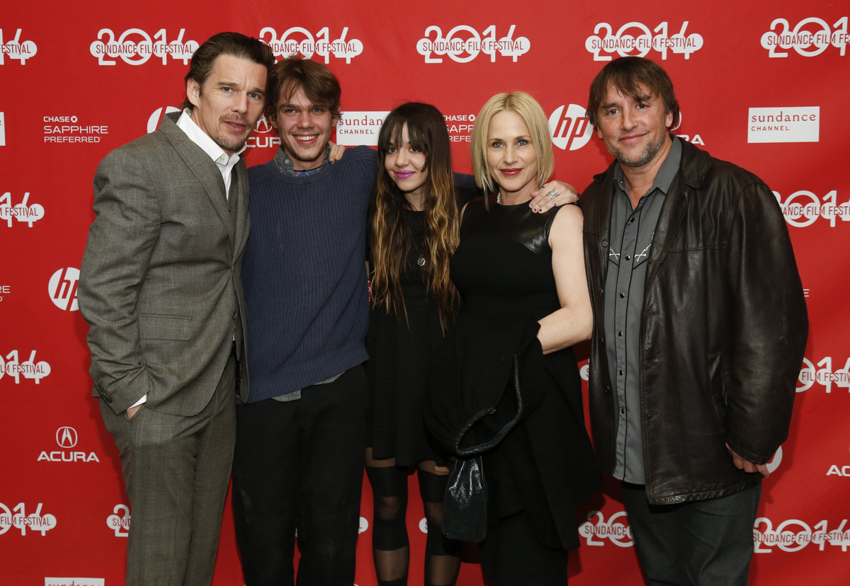 Richard Linklater and the main cast of Boyhood, from left to right: Ethan Hawke, Ellar Coltrane, Lorelei Linklater, Patricia Arquette, and the director himself. (Image via Google .)
