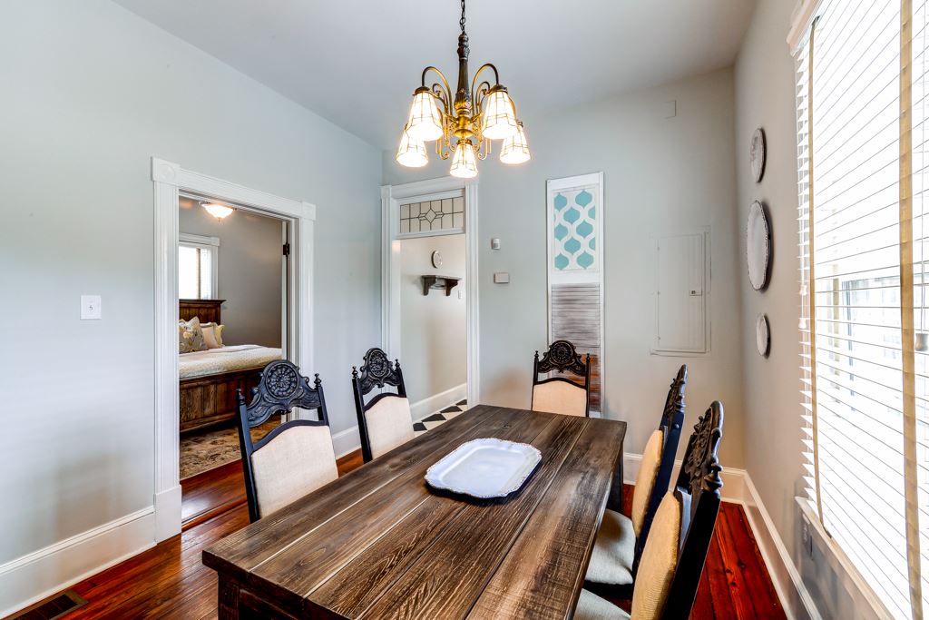 FEATURED LOCATION Atlanta Grant Park Historic Bungalow — LocationsHub