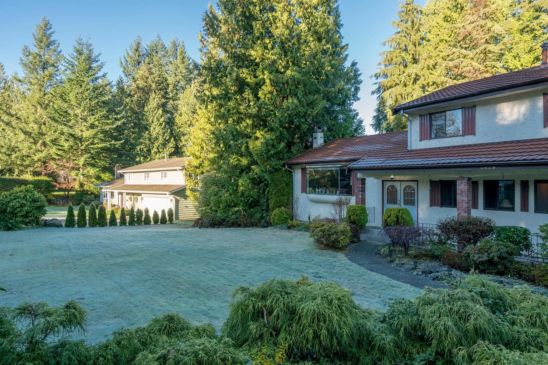 FEATURED FILMING LOCATION West Vancouver House — LocationsHub