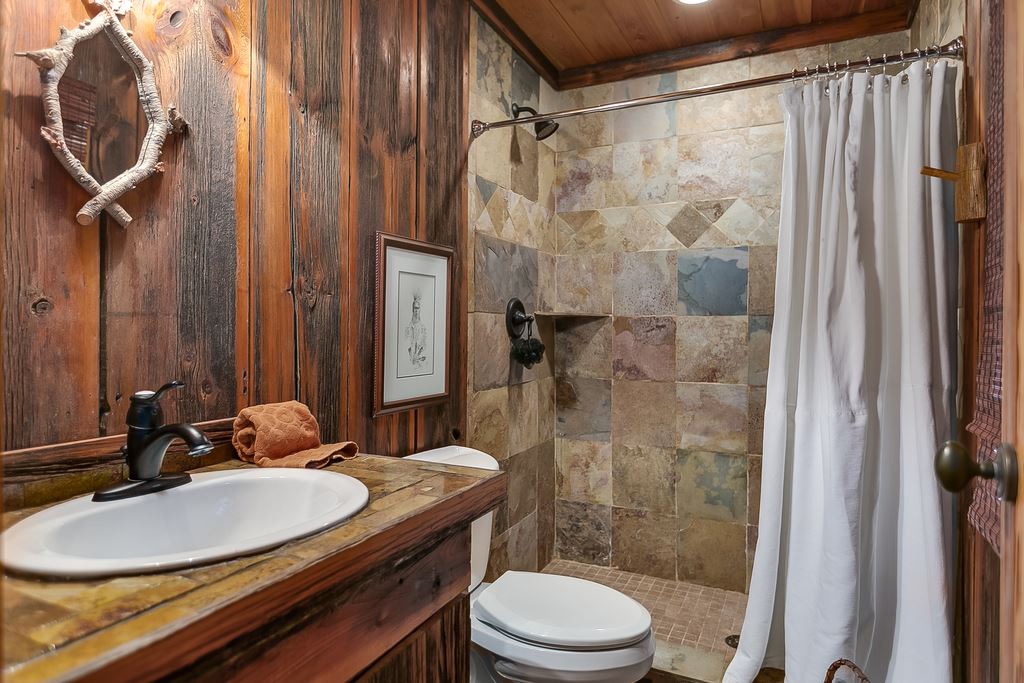 FEATURED FILMING LOCATION Stars Aligned River Retreat — LocationsHub