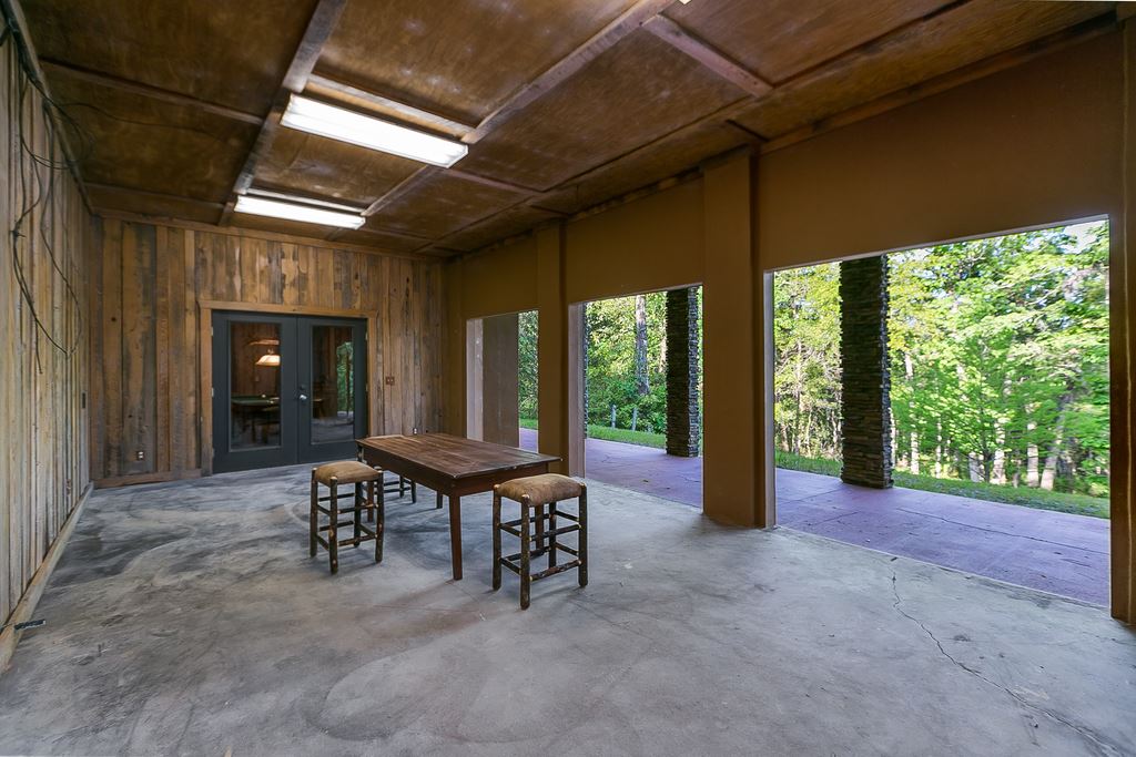 FEATURED FILMING LOCATION Stars Aligned River Retreat — LocationsHub