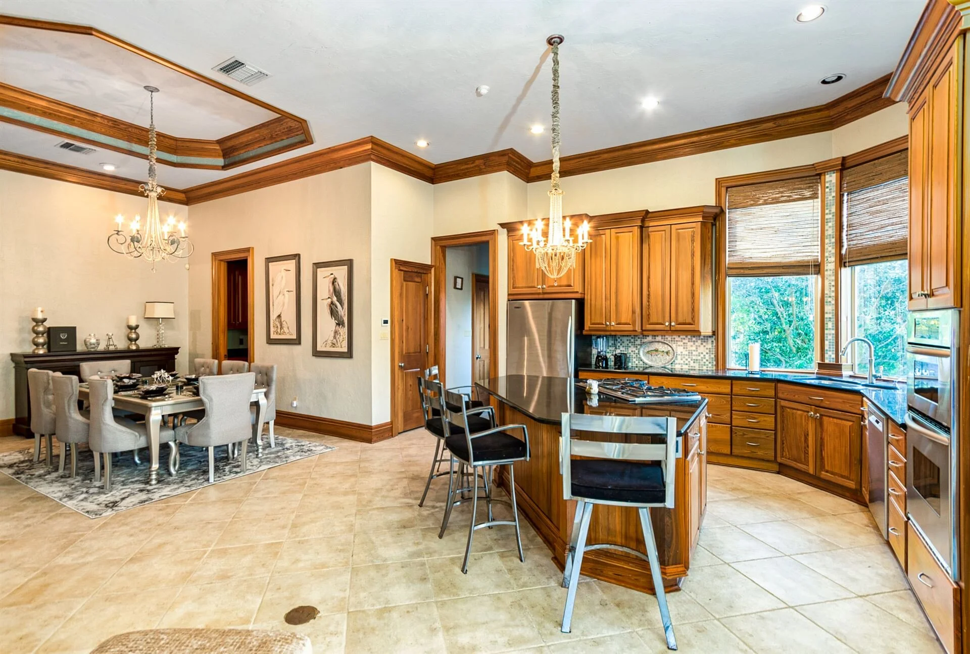 FEATURED FILM LOCATION Live Oak Manor — LocationsHub