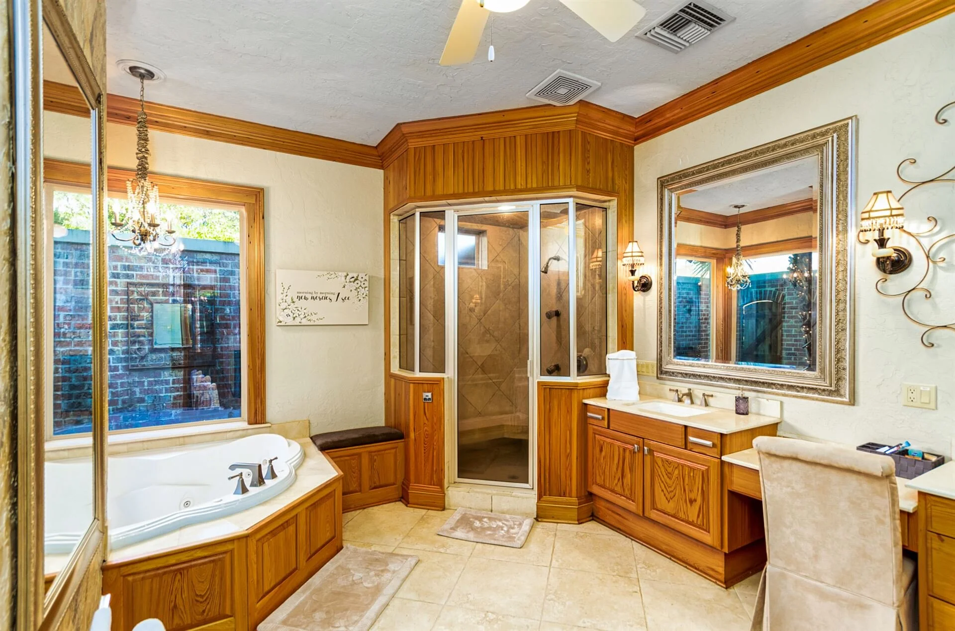 FEATURED FILM LOCATION Live Oak Manor — LocationsHub