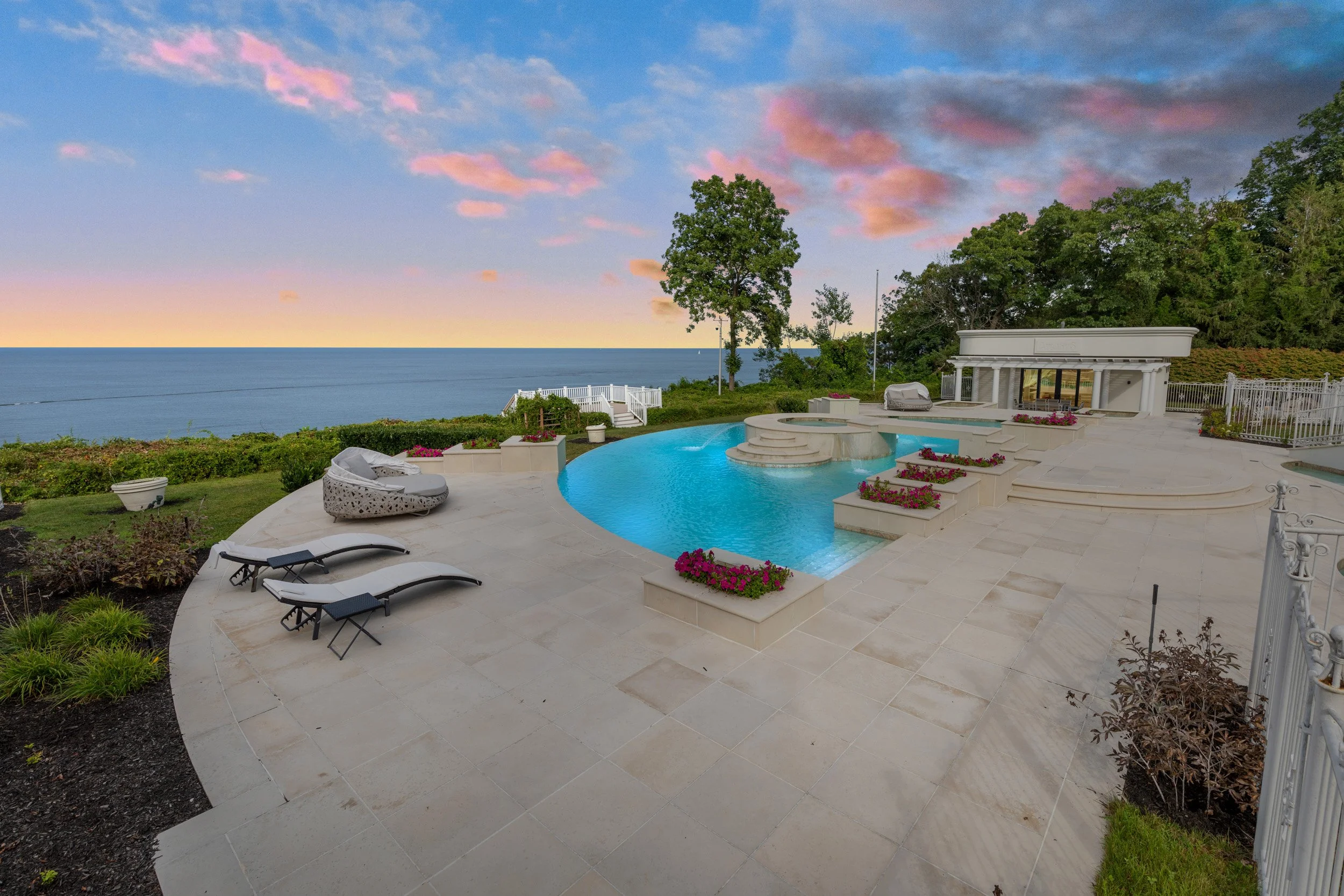 FEATURED FILM LOCATION Beachfront Atlantis Manor — LocationsHub