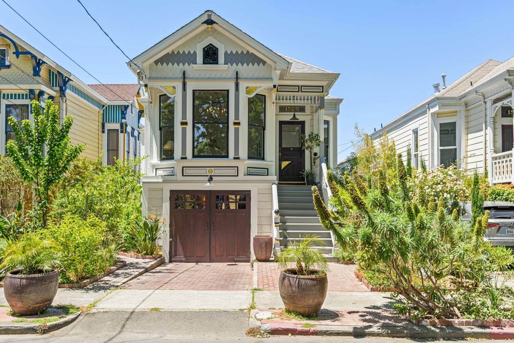 FEATURED FILM LOCATION Alameda House — LocationsHub