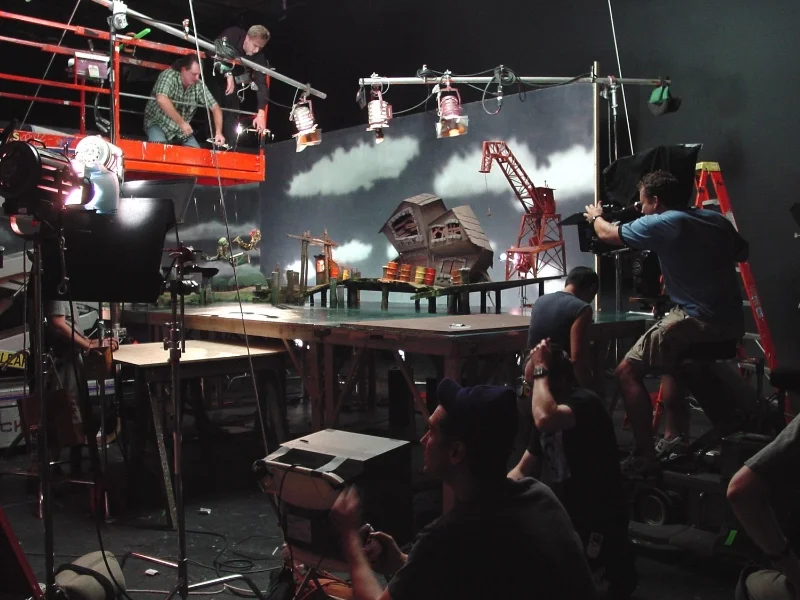 live act-all crew works pier.jpg