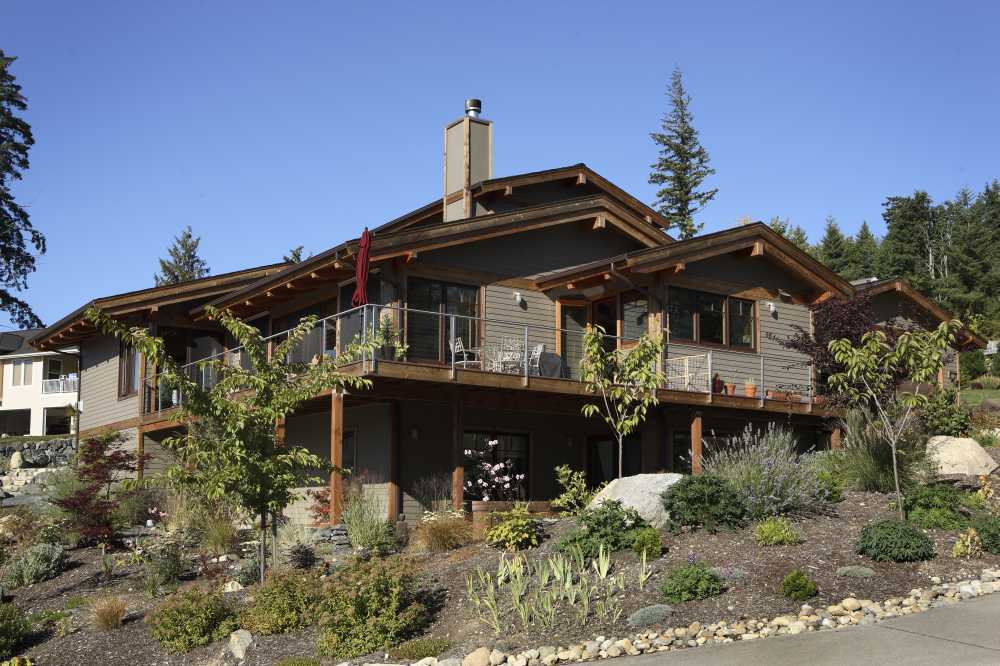 Bellingham Modern House Design - Exterior
