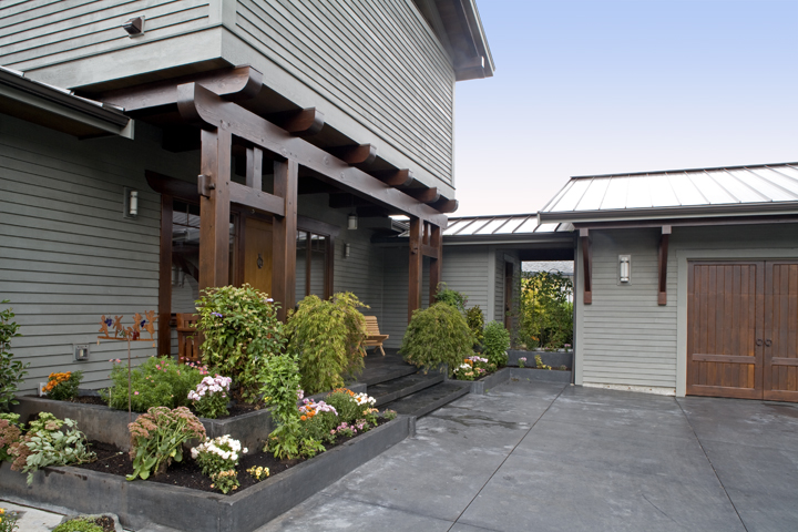 Bellingham Modern Family House - Timber Exterior