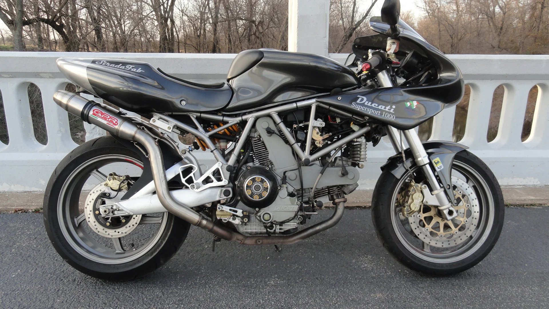 Stradafab Exotic Performance Fabrication Ducati Supersport 1000ds