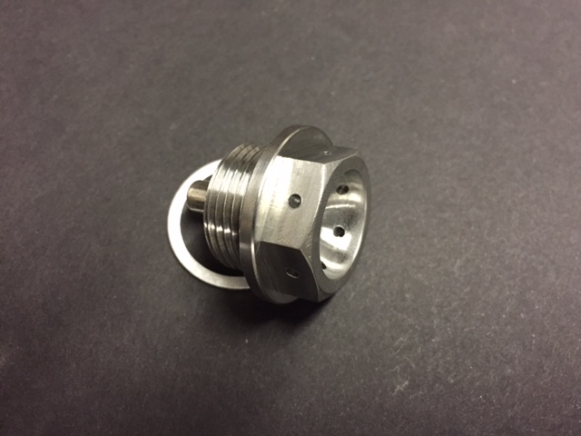 MH900 22mm Titanium Oil Drain Plug