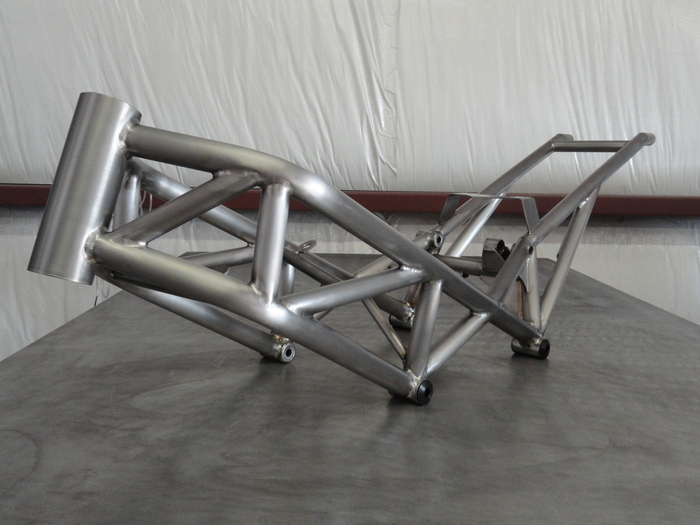 S2R,S4R,S4RS Titanium Frame