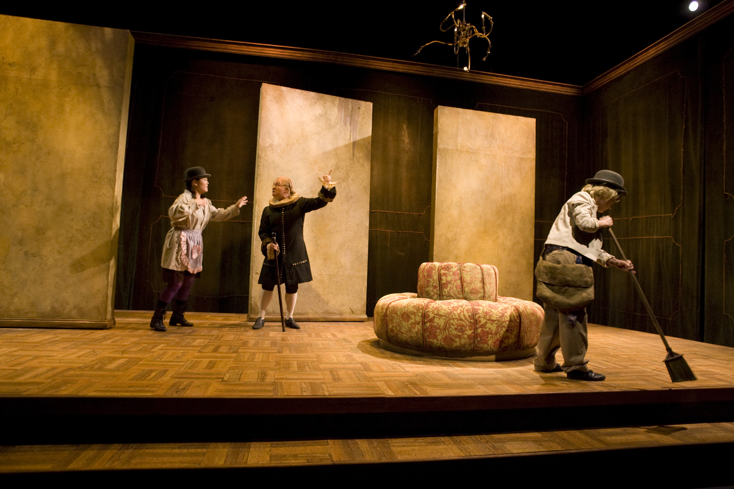 028610_the_miser013.jpg