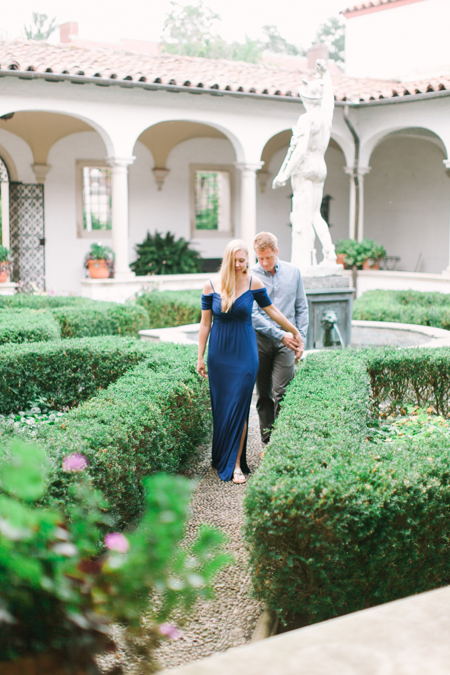 milwaukee_film_wedding_photographer_villa_terrace134.jpg