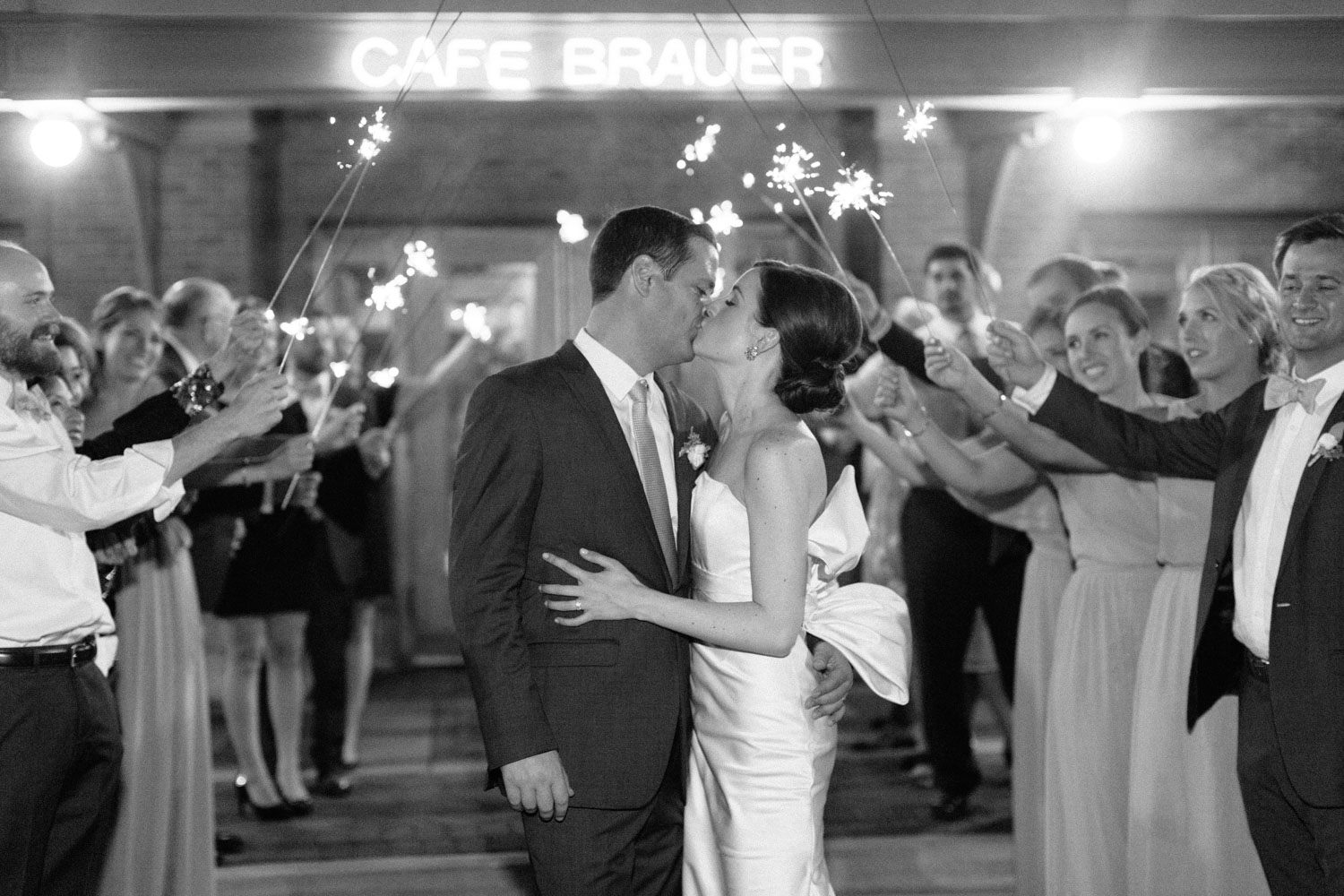 kateweinsteinphoto_cafe_brauer_chicago_wedding-111.jpg