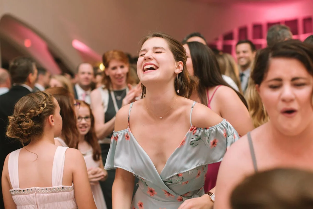 kateweinsteinphoto_milwaukee_art_museum_wedding-284.jpg