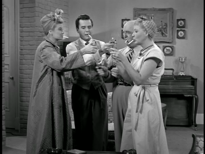 Lucy Smoking png.png