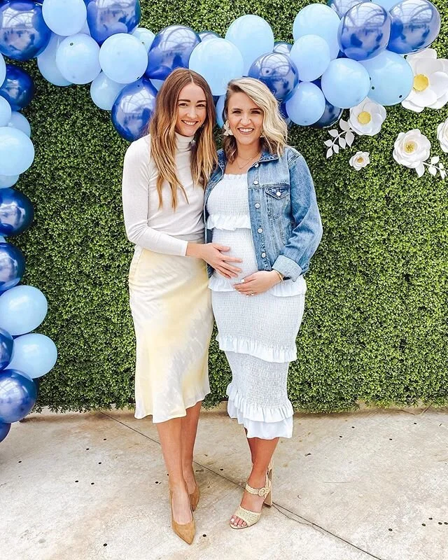 Callaway is one lucky baby 💙 love you sweet friend, I’m so very excited for you! @xo_emilybrooke 👼🏼