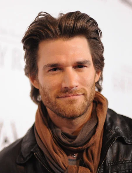 Johnny Whitworth, Finding Her