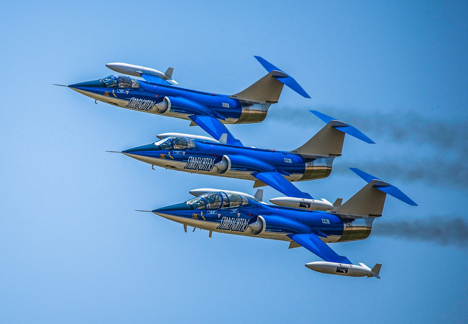 ye6v8711 - r.m.allnutt photo - andrews afb airshow - may 17th, 2008.jpg