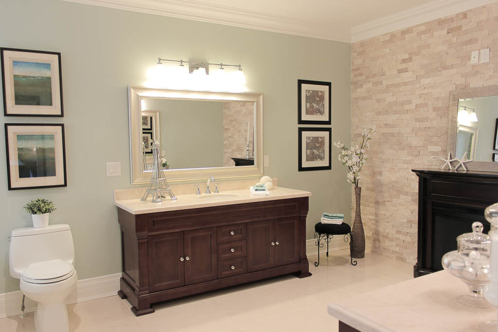 Barrie Home Staging Bathroom3.jpg