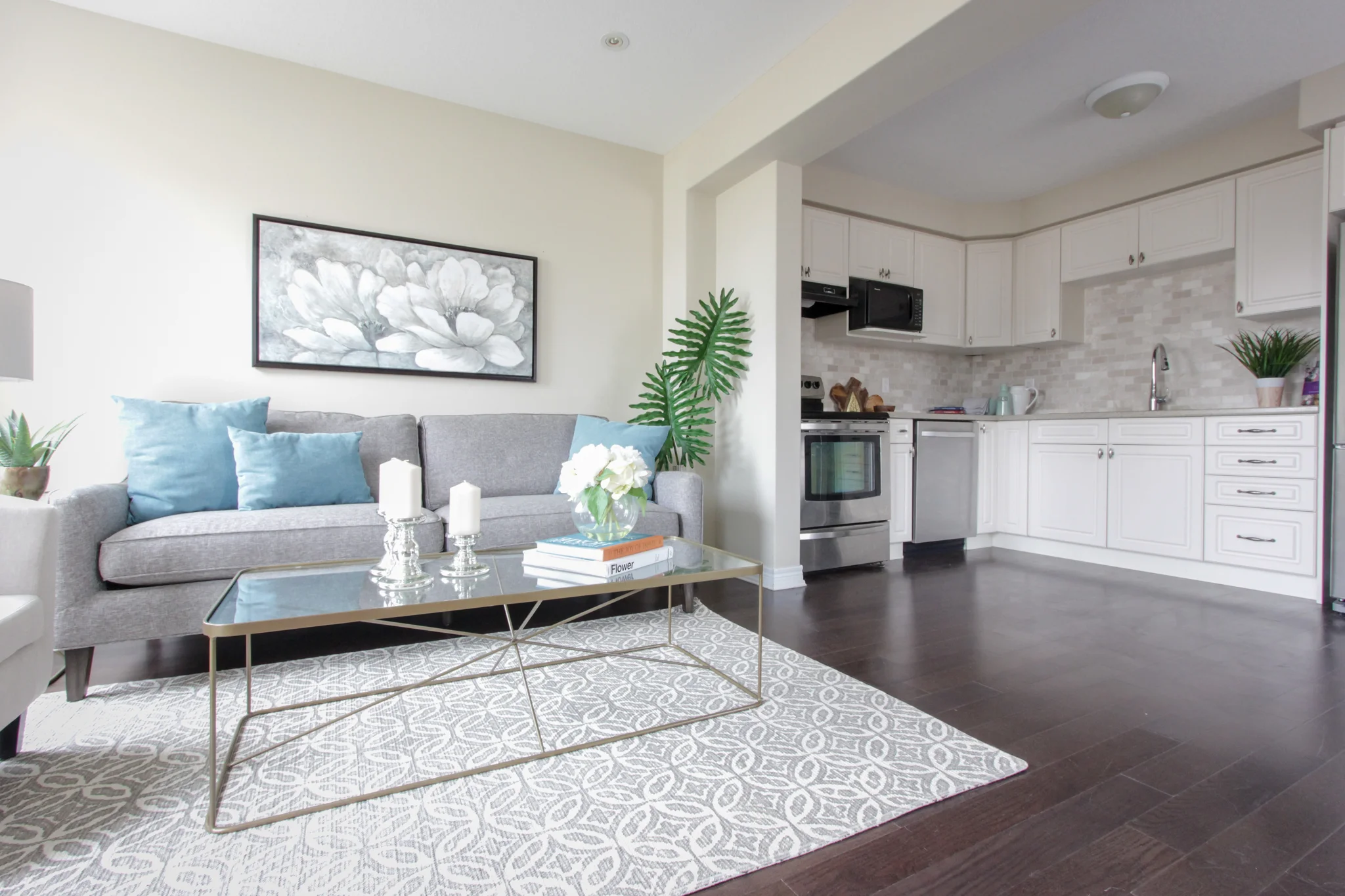Barrie Home Staging Interior Decorating New Leaf Decor