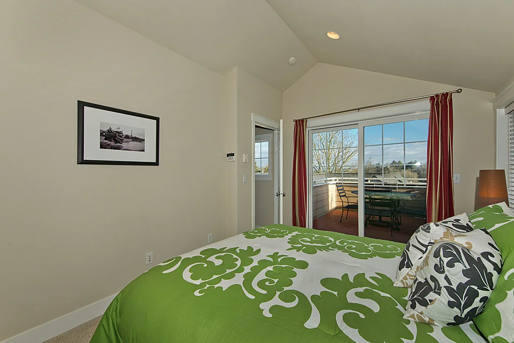 master bedroom 1.jpg