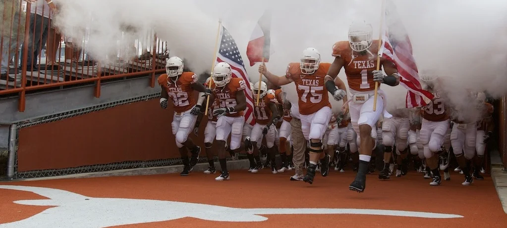 longhorns_tunnel.jpg