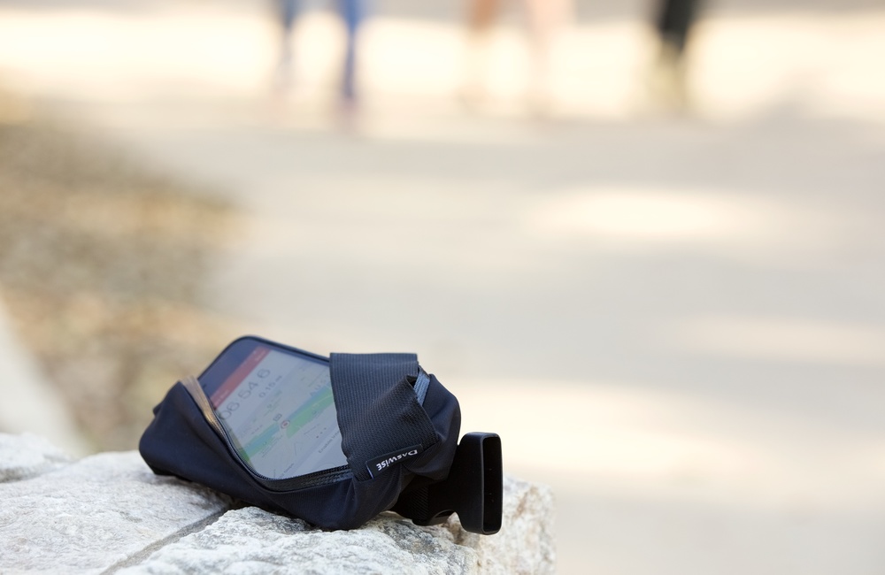 God stok logo Review: Running Belts for the iPhone 6s Plus — Conrad Stoll