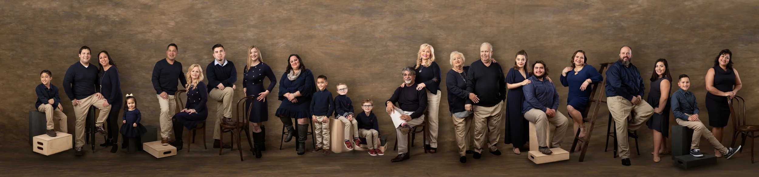 Memon-Big-family_revised.jpg